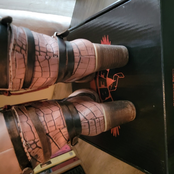 Freebird Baker - Picture 3 of 5